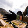 Водонепроницаемые перчатки DEXSHELL ULTRA THIN RUNNING GLOVES черный/серый/зеленый S DG12603BYSS